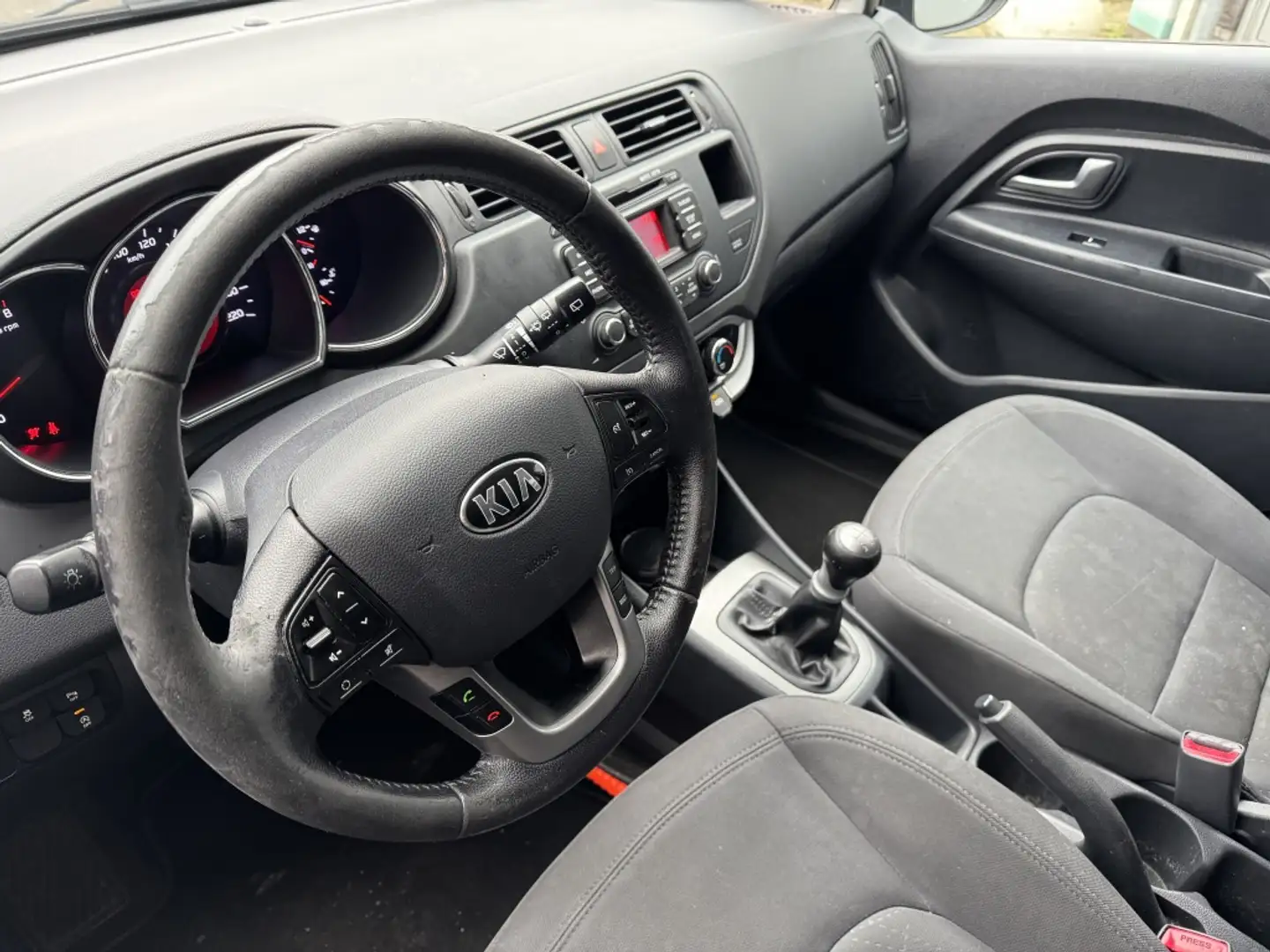 Kia Rio 1.2 CVVT Design Ed. Inruilknaller! Grau - 2