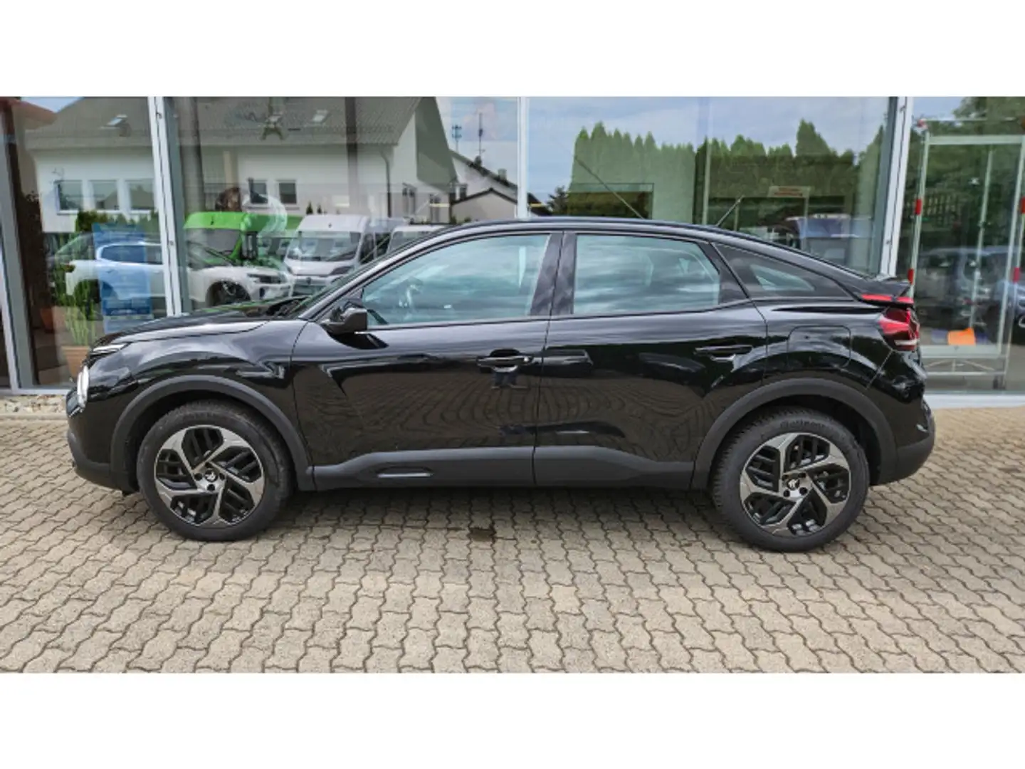 Citroen C4 1.2 PureTech 130 Plus Stop&Start Schwarz - 2