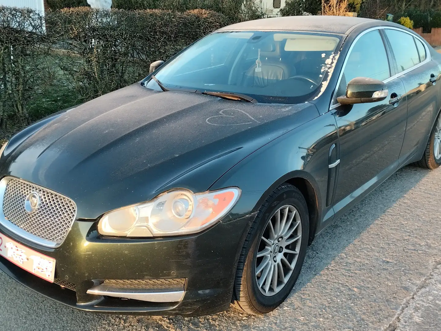 Jaguar XF 2.7 Turbo V6 Luxury Vert - 2