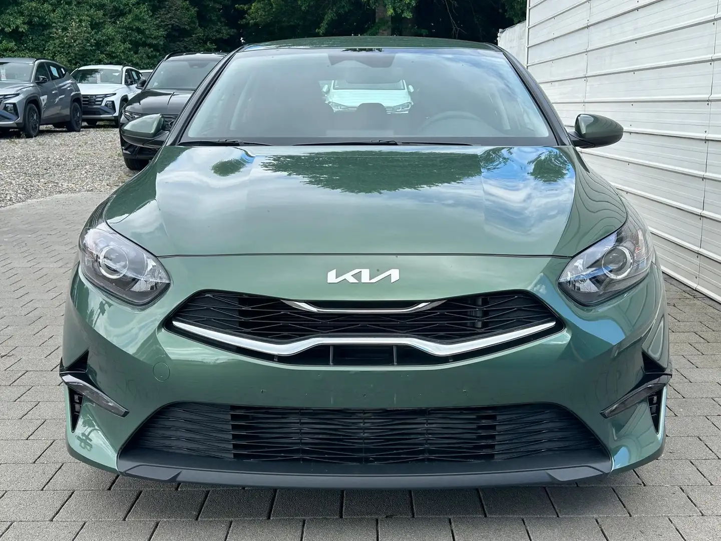 Kia Ceed / cee'd Silver 1.5 T-GDi, DCT Android Auto*Navi*WinterP... Grün - 2