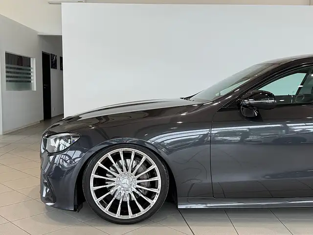 Mercedes-Benz E 220 d AMG-Line 4MATIC Aut.*Widescreen*Panorama*360° Ansicht 10