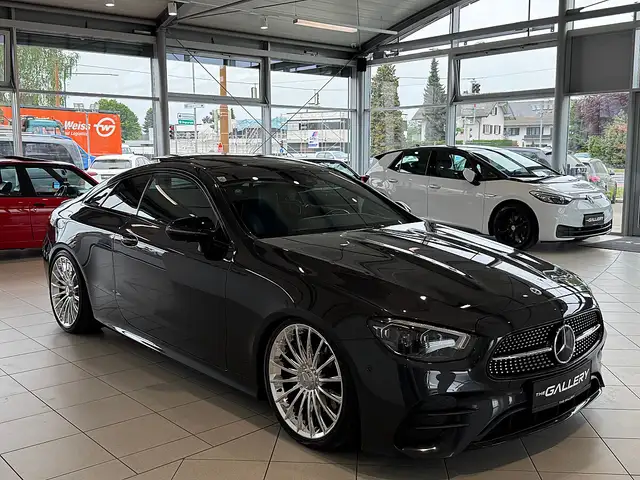 Mercedes-Benz E 220 d AMG-Line 4MATIC Aut.*Widescreen*Panorama*360° Ansicht 4