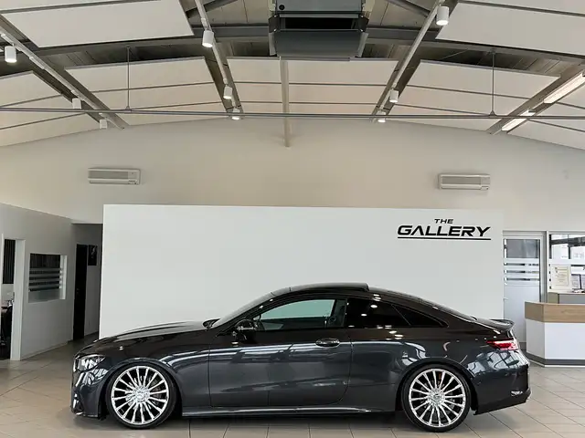 Mercedes-Benz E 220 d AMG-Line 4MATIC Aut.*Widescreen*Panorama*360° Ansicht 1
