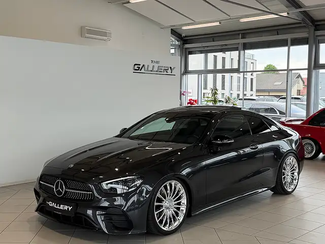 Mercedes-Benz E 220 d AMG-Line 4MATIC Aut.*Widescreen*Panorama*360° Ansicht 2