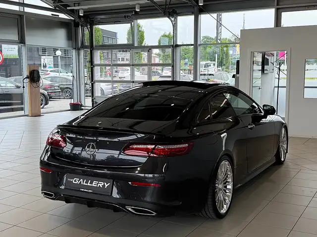 Mercedes-Benz E 220 d AMG-Line 4MATIC Aut.*Widescreen*Panorama*360° Ansicht 5