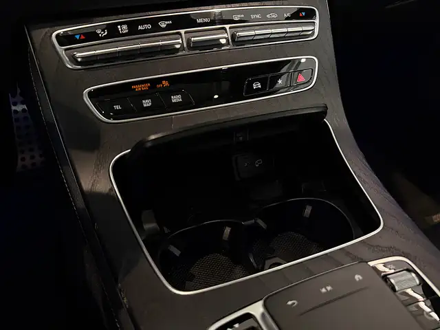 Mercedes-Benz E 220 d AMG-Line 4MATIC Aut.*Widescreen*Panorama*360° Ansicht 29