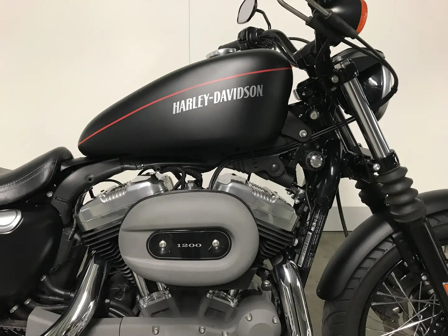 Harley-Davidson Sportster XL1200N NIGHTSTER Schwarz - 2
