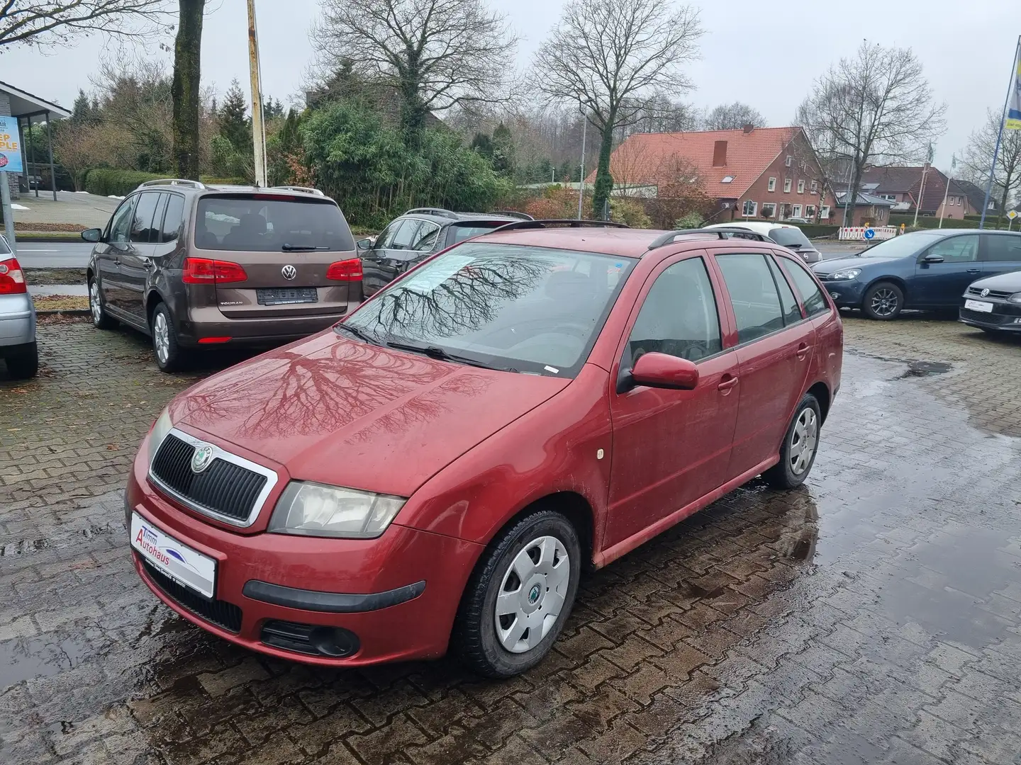 Skoda Fabia Fabia Combi 1.4 16V Combi Cool Edition Rot - 1