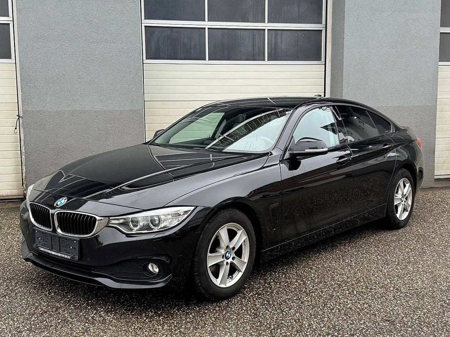 BMW 418 d Gran Coupe Advantage Schwarz - 2