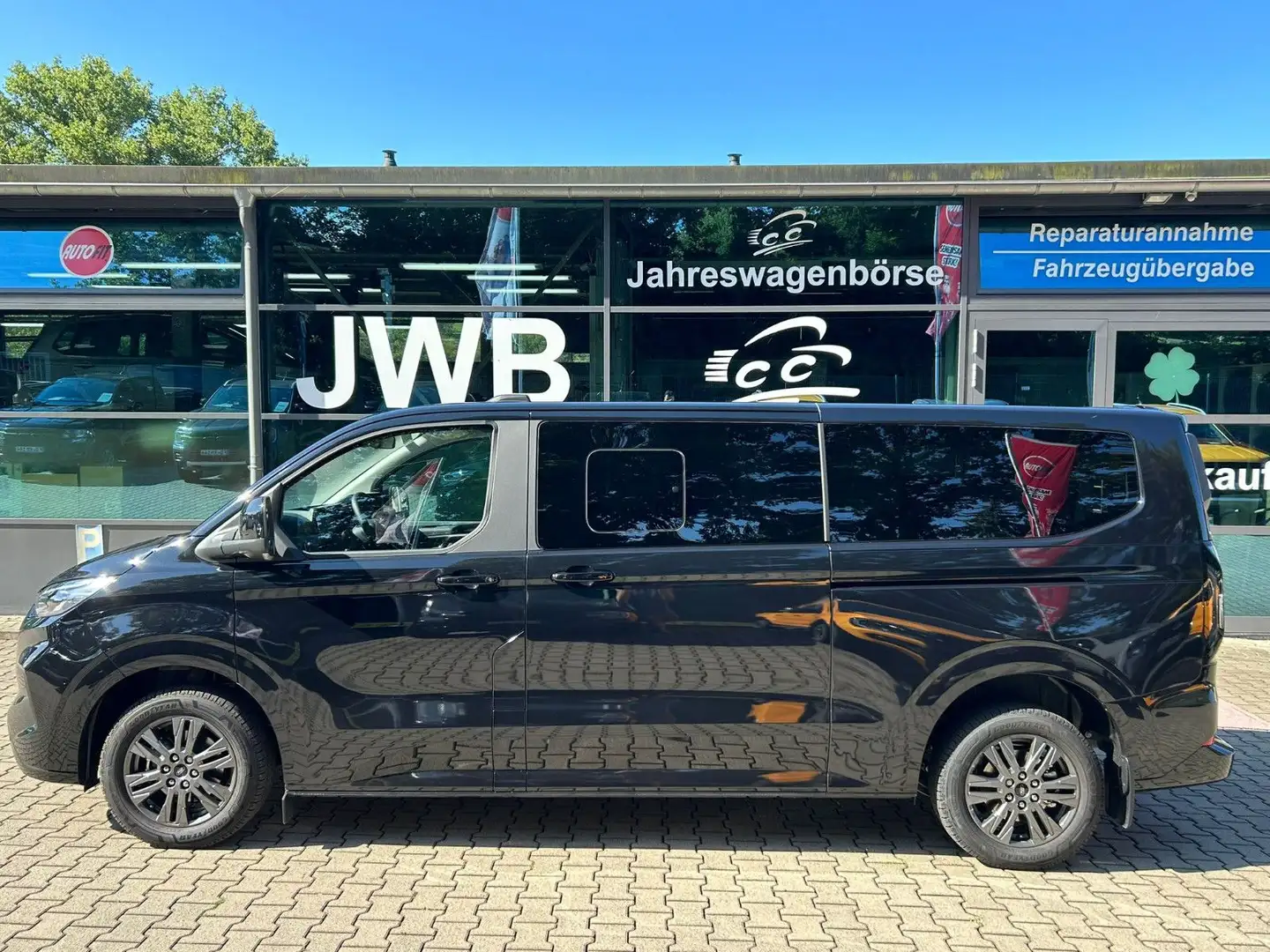 Ford Tourneo Custom Tourneo Titanium L2 Standhz Aut4x4 Leder Np76t€ Zwart - 1