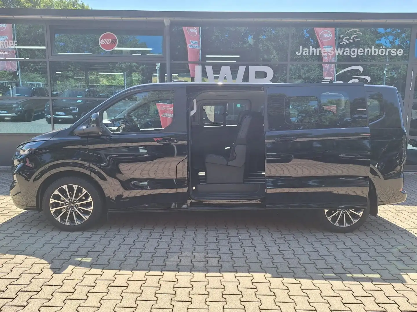 Ford Tourneo Custom Tourneo Titanium L2 Standhz Aut 4x4 LAGER Np76t€ Noir - 1