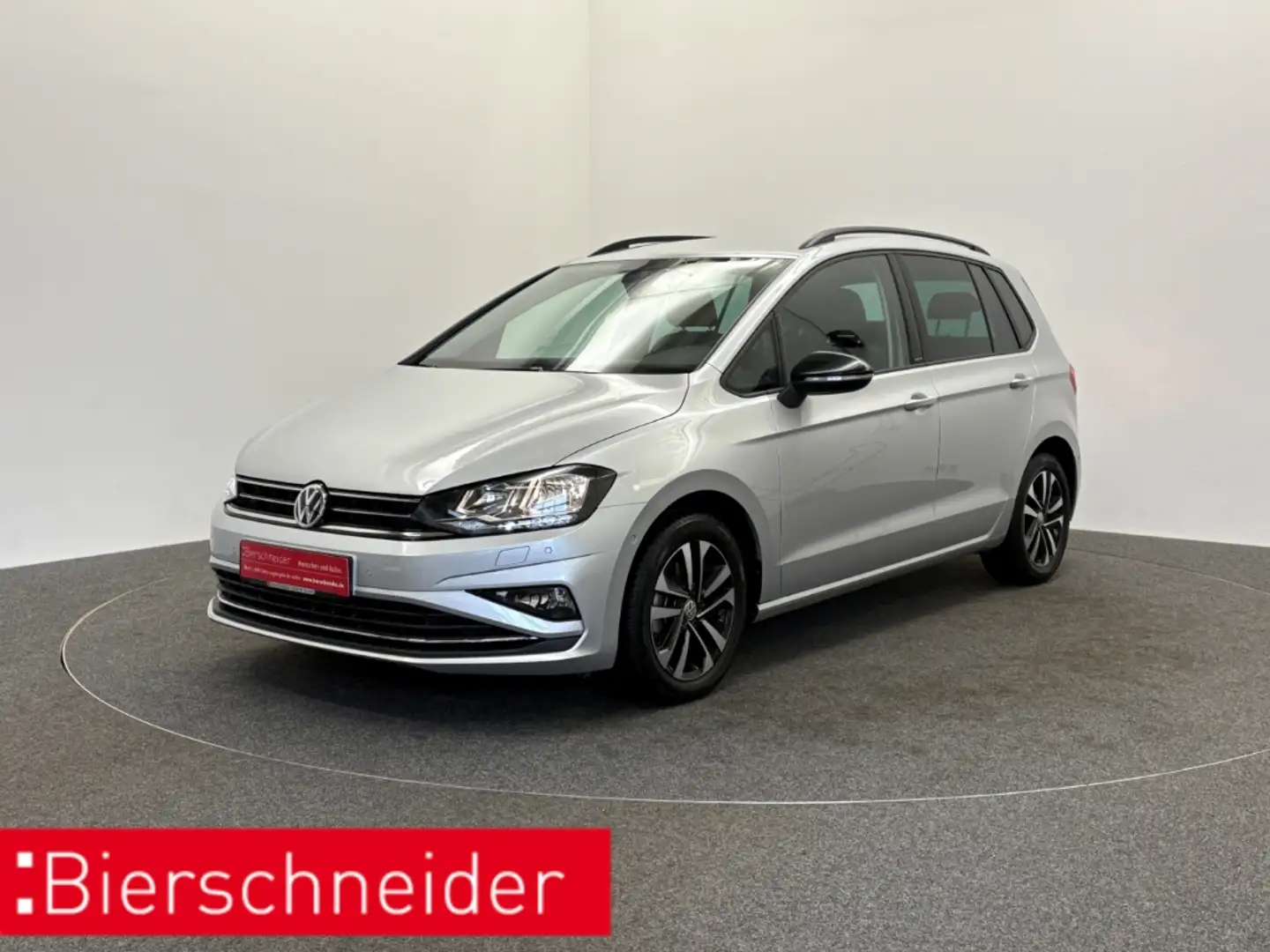 Volkswagen Golf Sportsvan VII 1.5 TSI DSG IQ.Drive AHK NAVI ACC Silber - 1