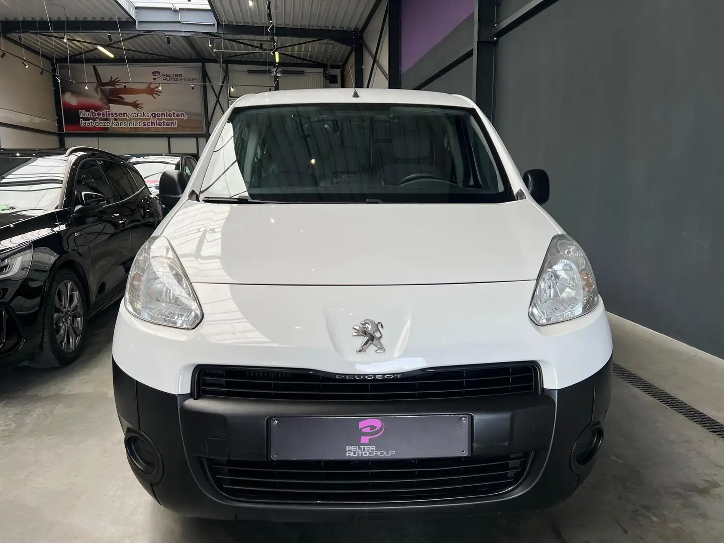 Peugeot Partner 1.6HDi Lichte Vr 3-Zit Airco BTW incl. Blanc - 2
