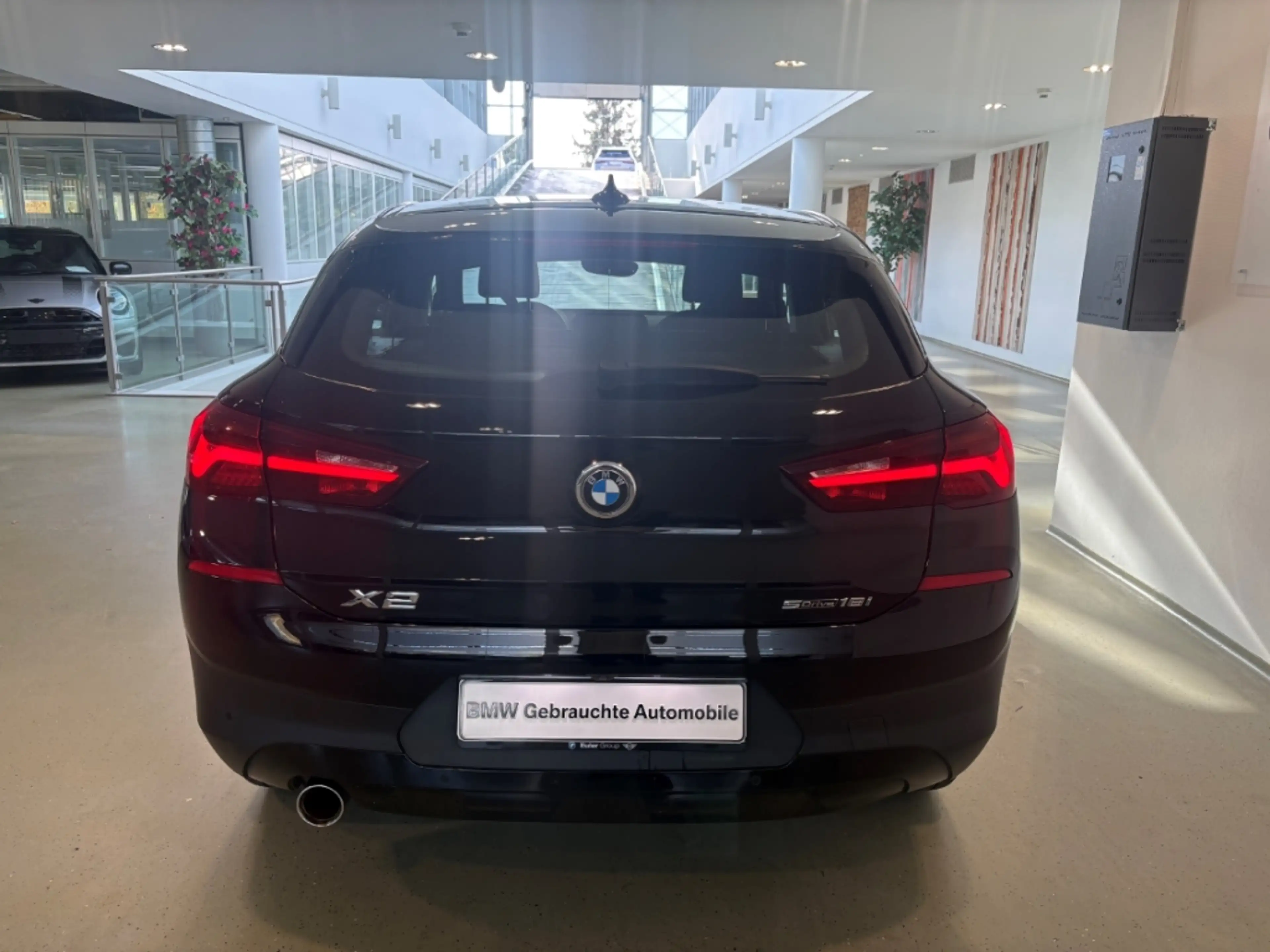 BMW X2 sDrive18i Navi LED El. Heckklappe Mehrzonenklima 2 — photo 4