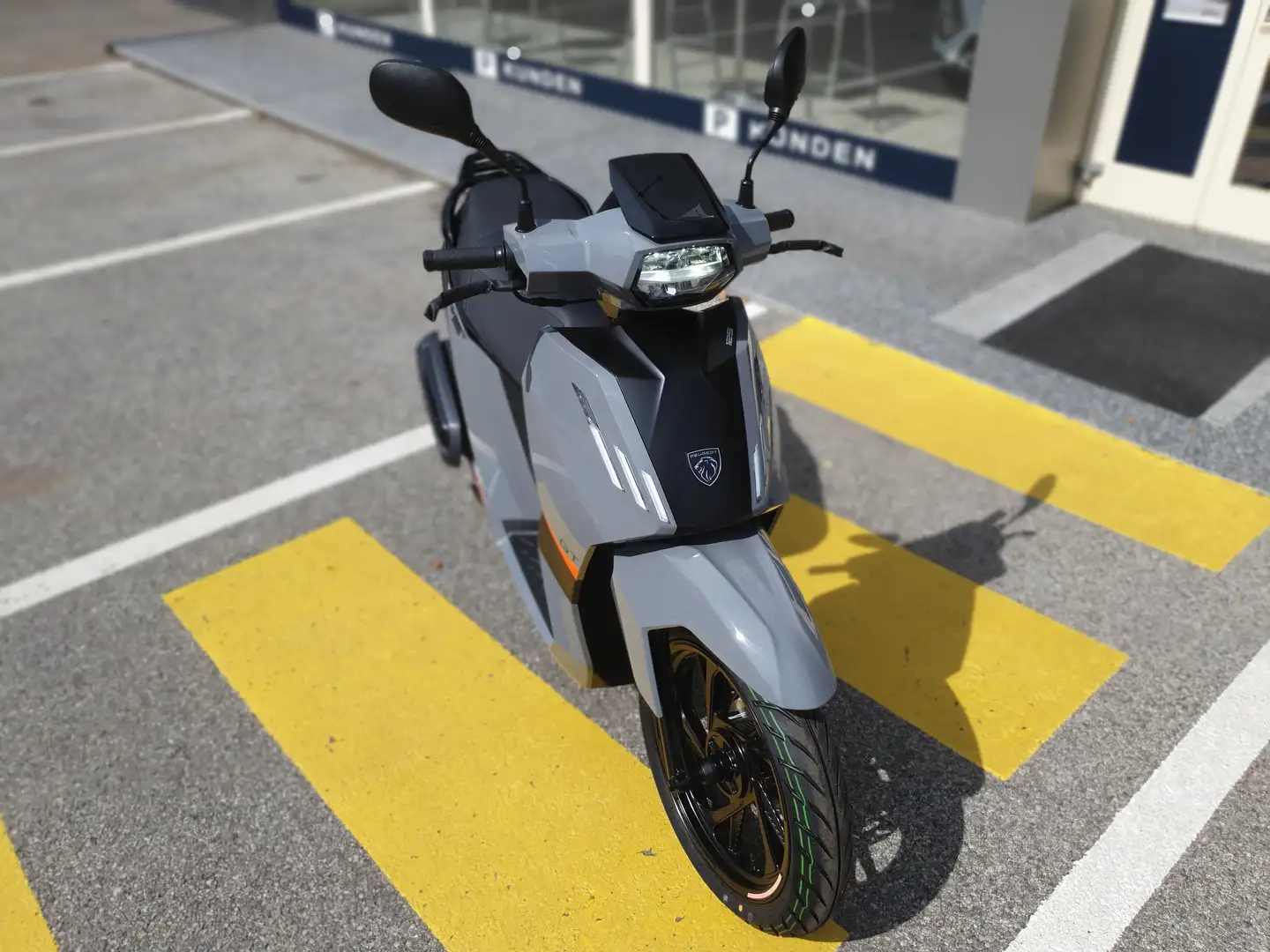 Peugeot Tweet GT 125 i Gri - 2