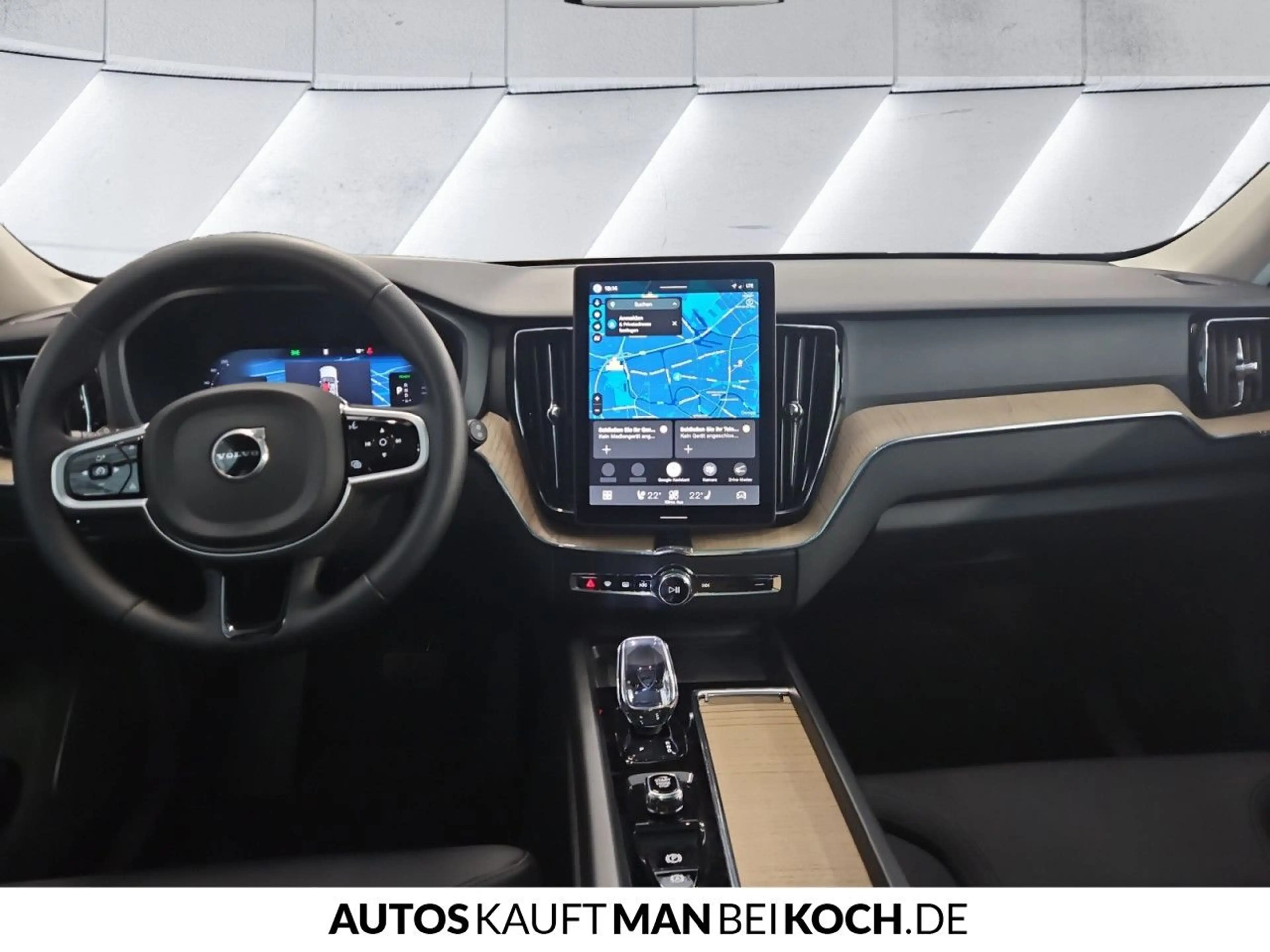 Volvo XC60 T6 AWD B Plus Dark ACC BLIS HUD PANO AHK — photo 8