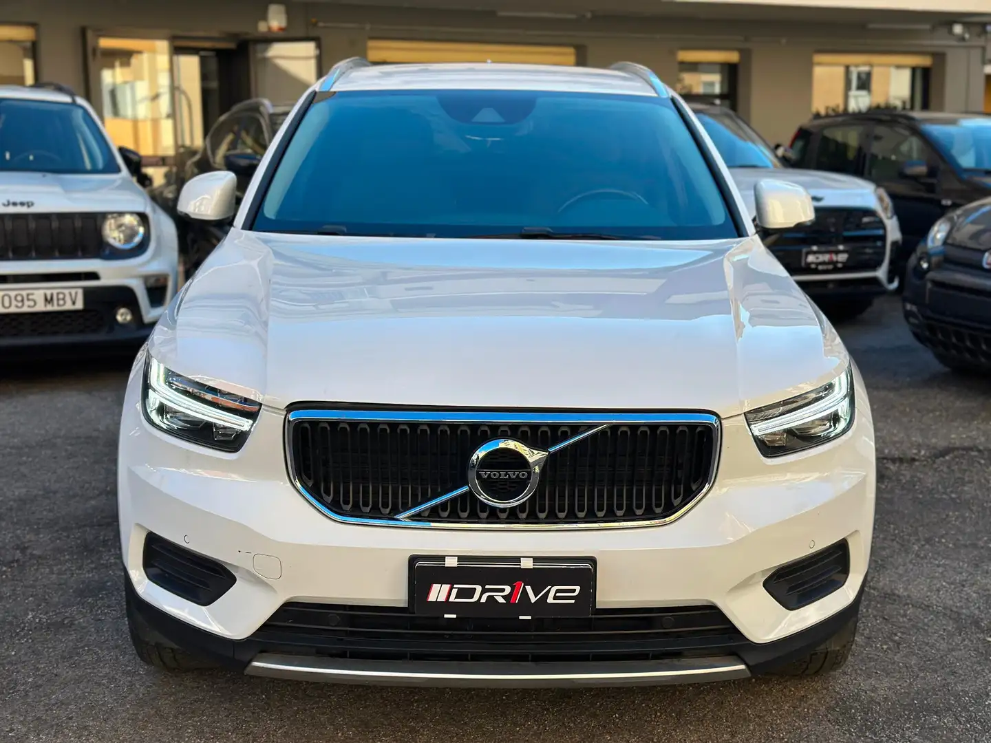 Volvo XC40 XC40 T2 Geartronic Momentum - 2