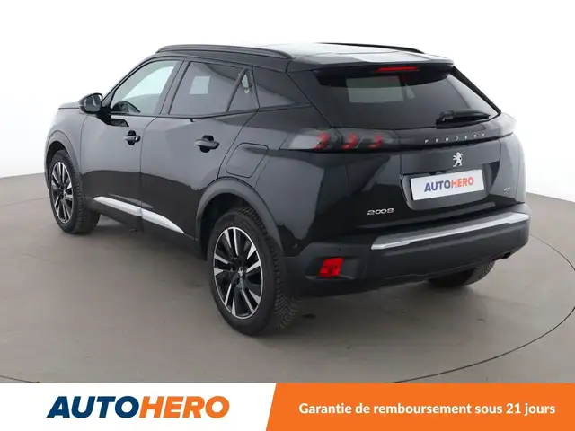 Peugeot 2008 view 4