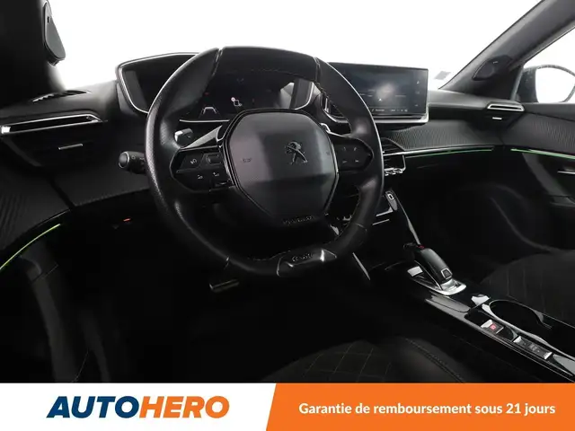 Peugeot 2008 view 11