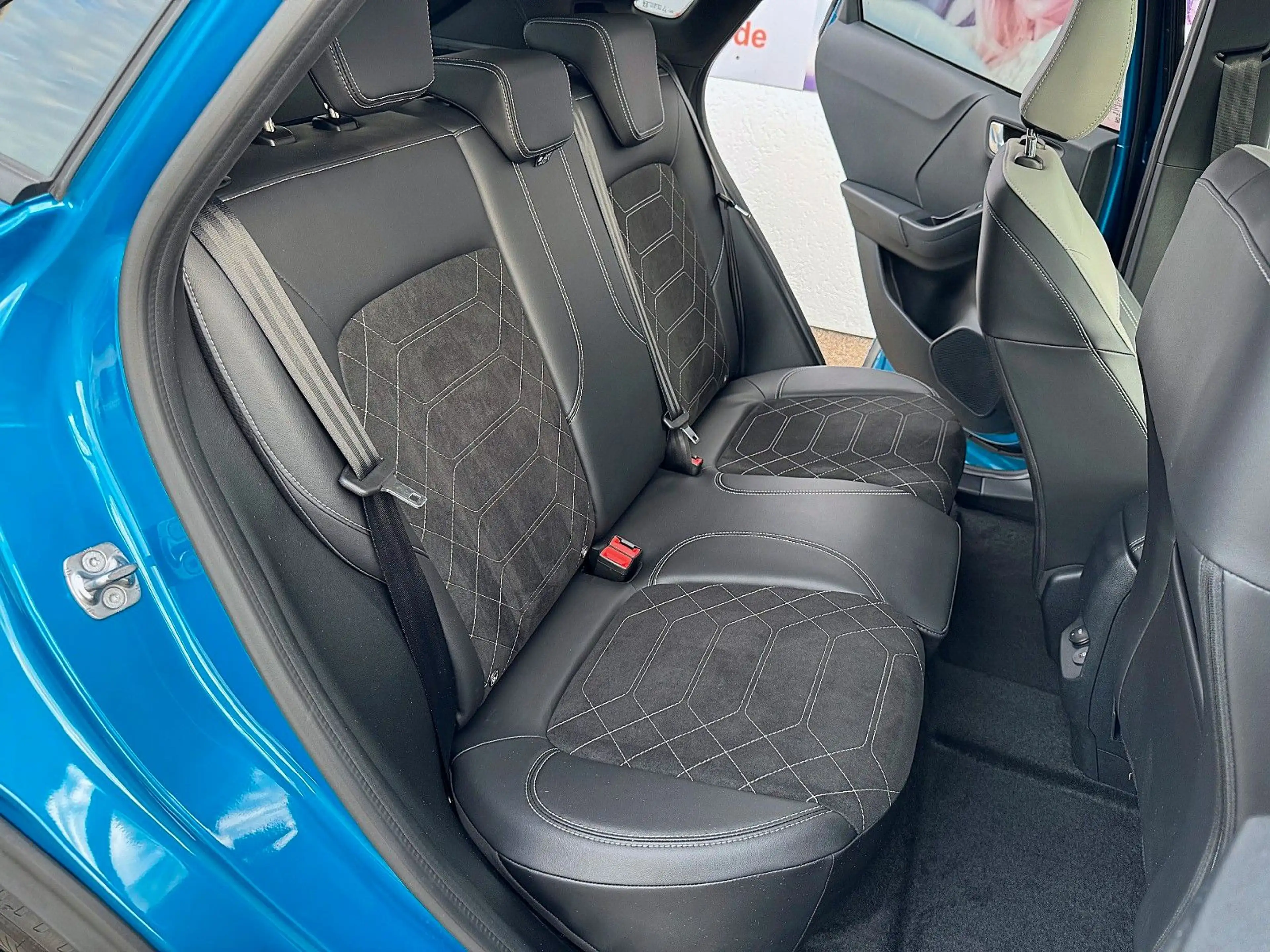 Ford Puma Gen-E 43 kwh PREMIUM (mit Panoramadach) — photo 12