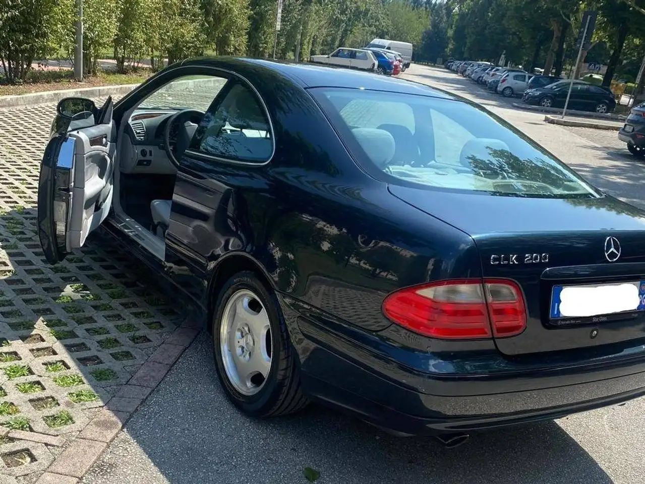 Mercedes-Benz CLK 200 K, foto 1