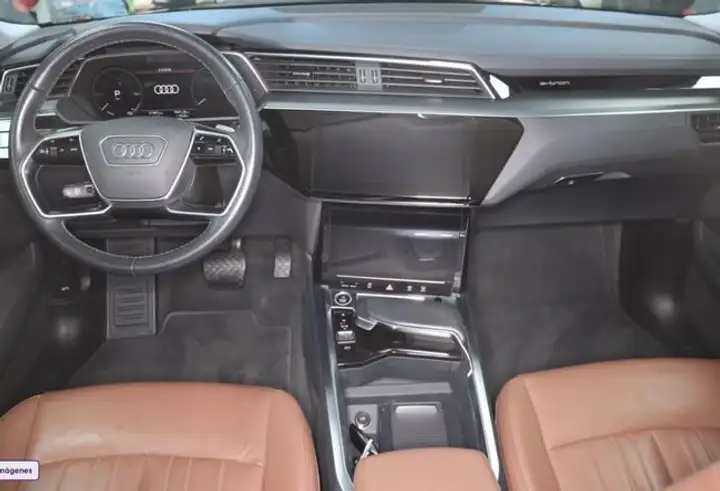 Audi e-tron 2023, foto 9