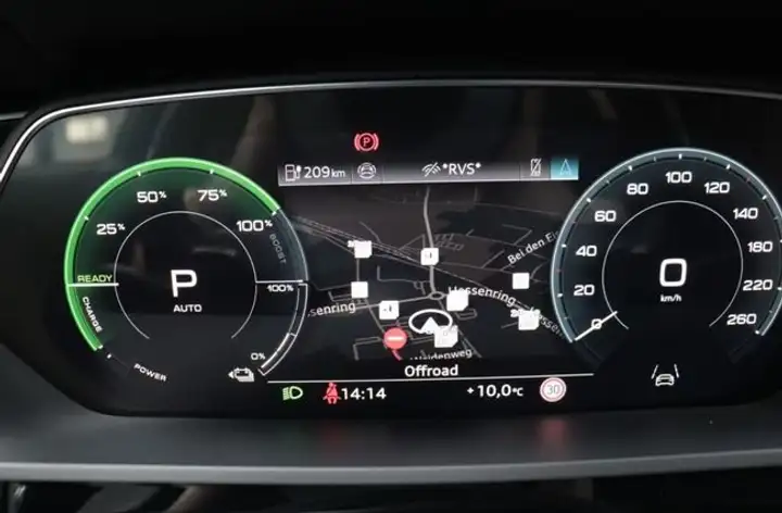 Audi e-tron 2023, foto 10
