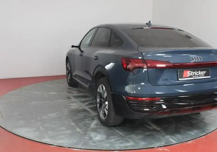 Audi e-tron 2023, foto 5