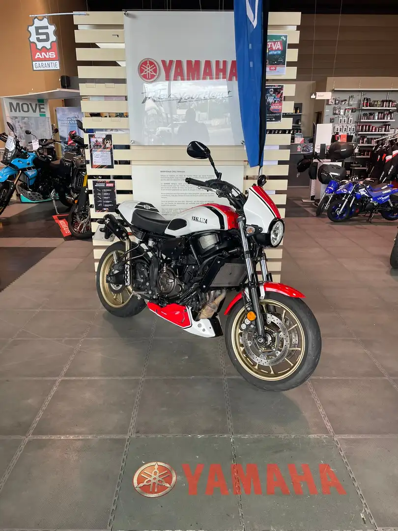 Yamaha XSR 700 Weiß - 1