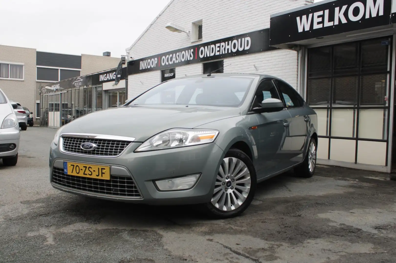 Ford Mondeo 2.3-16V Titanium / NAvi / CruiseControl / Parkeers Grijs - 1