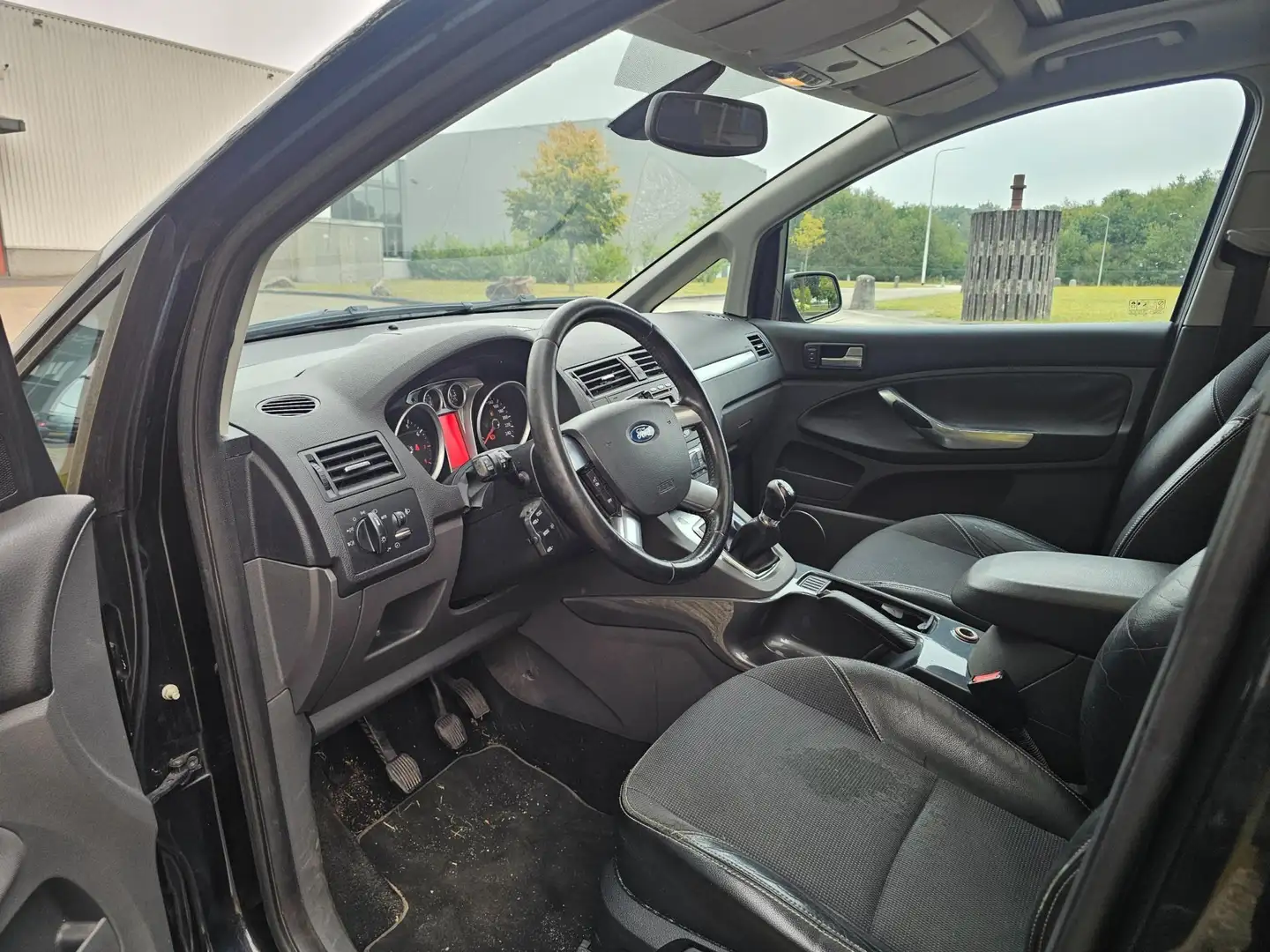 Ford C-Max 1.8-16V Titanium Flexifuel PANORAMA Zwart - 2