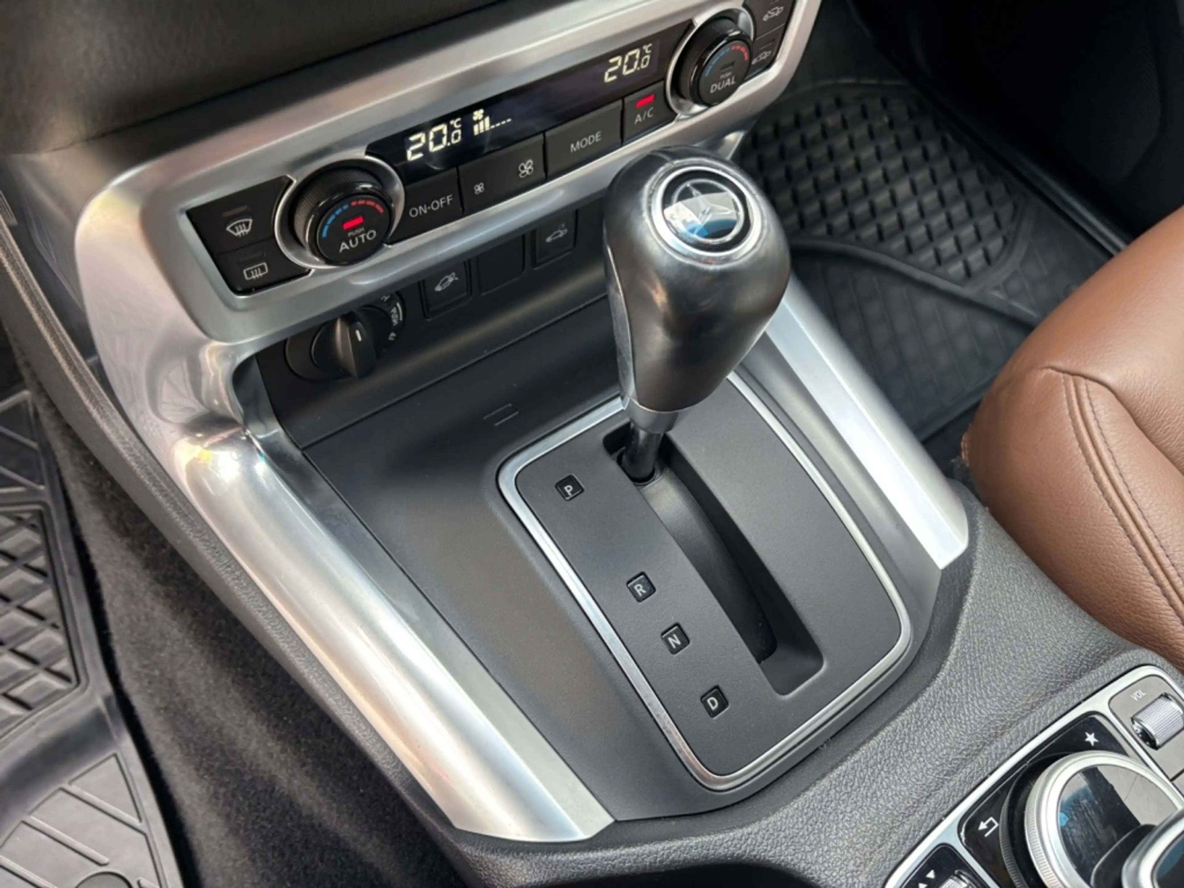 Mercedes-Benz X 350 d 4MATIC POWER EDITION 360°Kamera*LED — photo 6