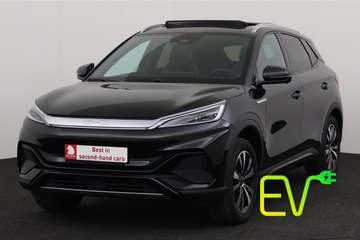 DESIGN 60.5 kWh + A/T + CARPLAY + LEDER + CAMERA +