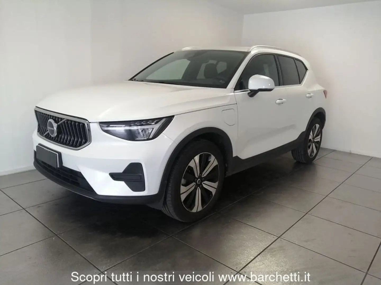Volvo XC40 T4 Recharge Plug-in Hybrid automatico Essential White - 2