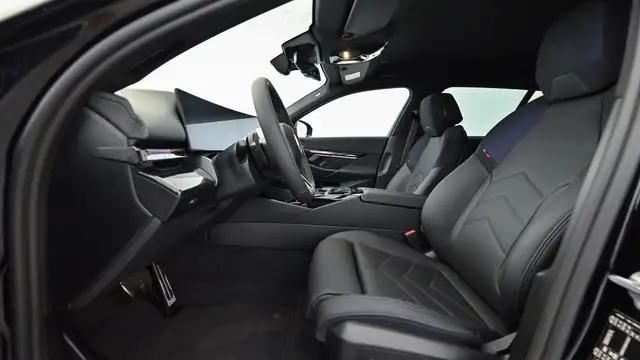 BMW i5 xDrive40 M-Sportpaket Pro Ansicht 9