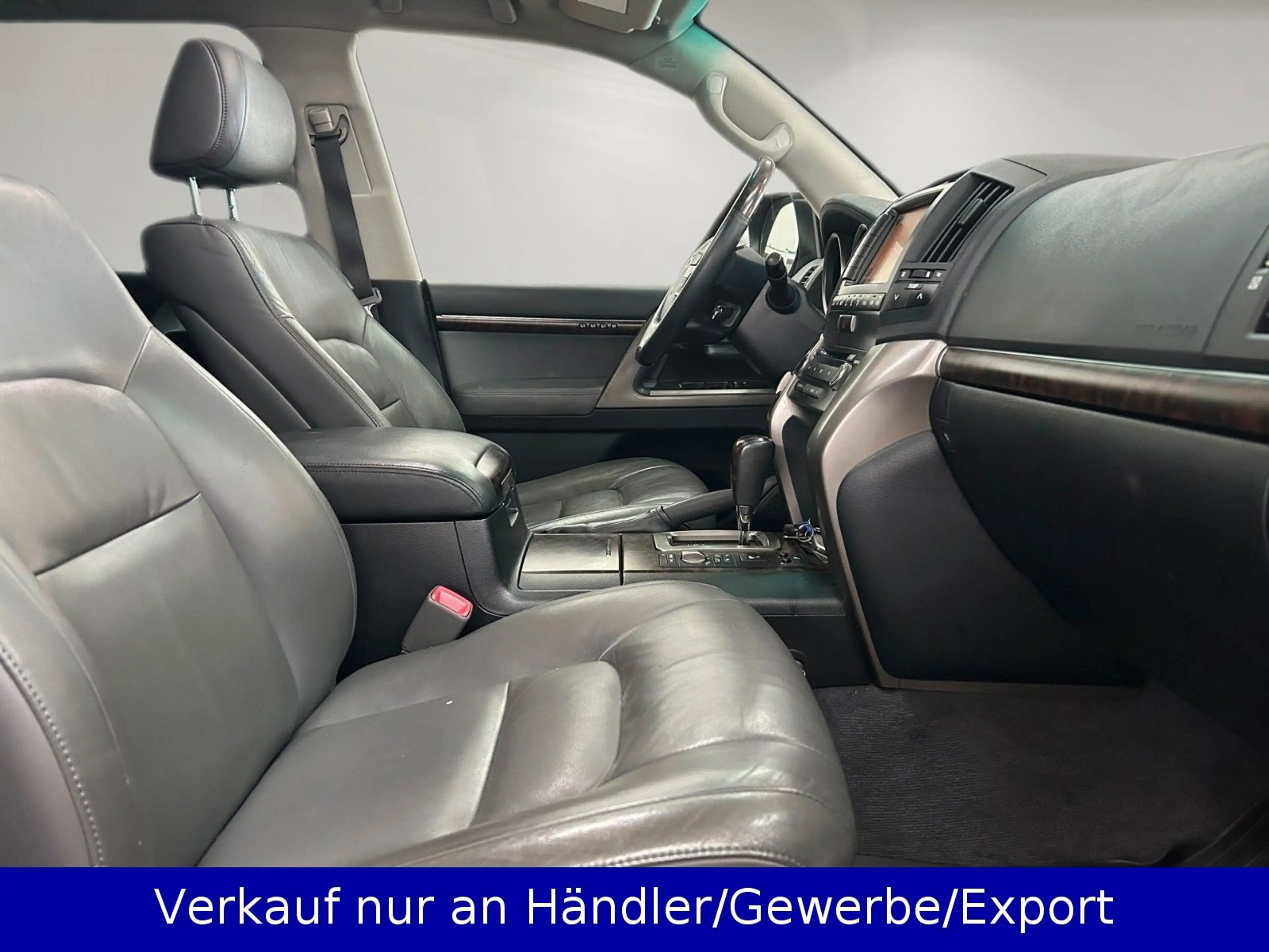 Toyota Land Cruiser 4.5V8 4x4 Automatik Leder Pano AHK — photo 14