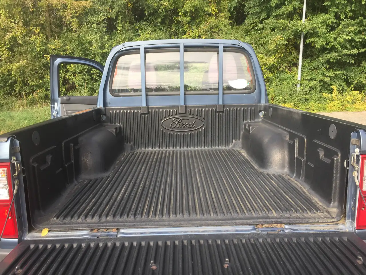 FORD RANGER PICK-UP 4X4 - 109 ch - 98 000KMS - VOLANT EN CUIR