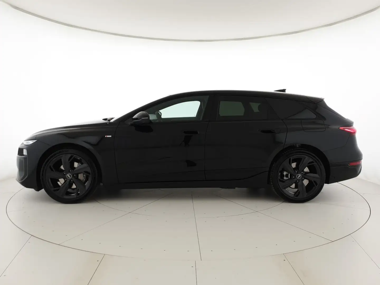 Audi A6 Avant e-tron performance 381CV S line Edition Nero - 2