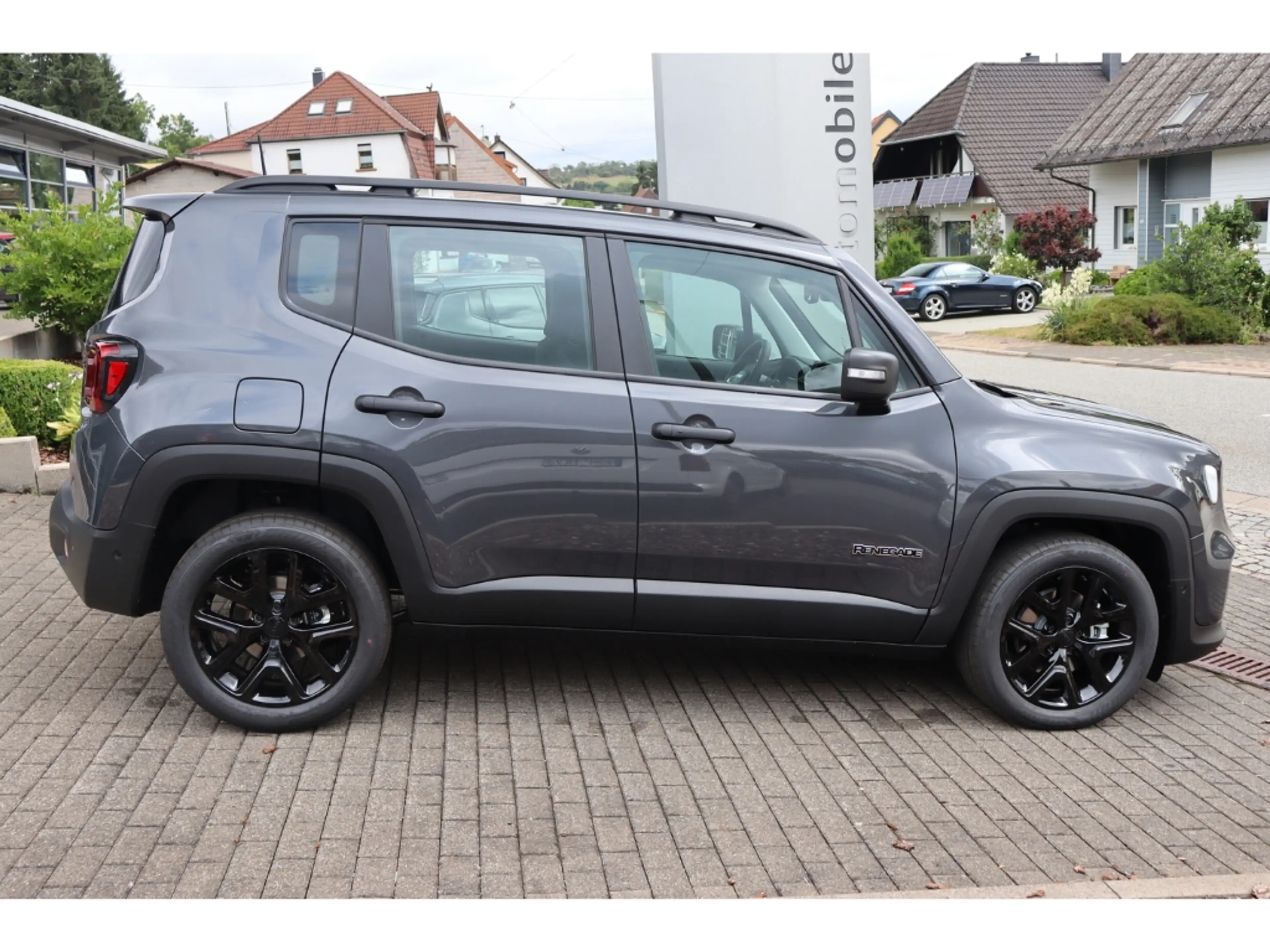 Jeep Renegade SUMMIT e-HYBRID 1.5 GSE T4 48V 130PS DCT 4x2 SCHIE — photo 3