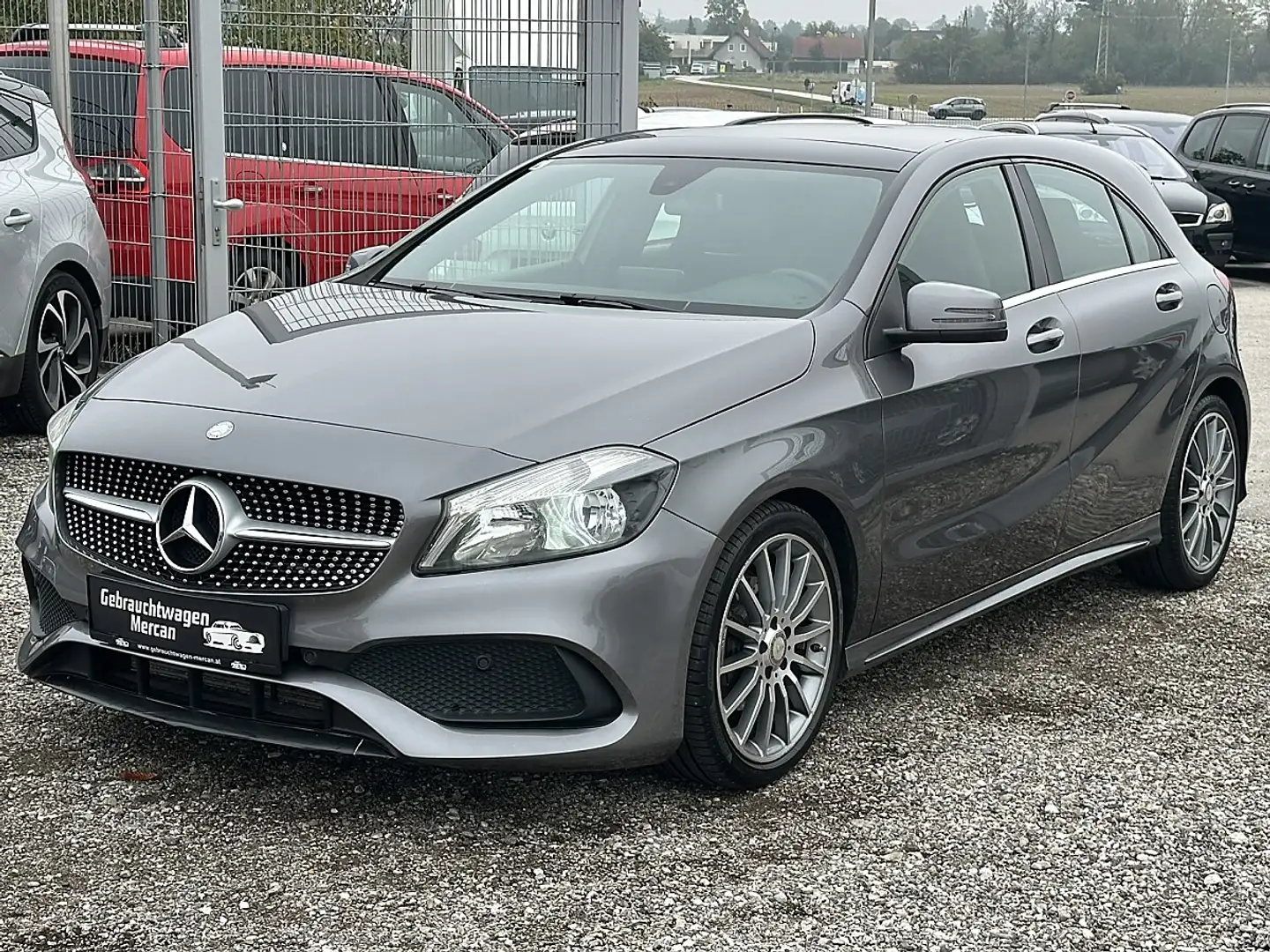 Mercedes-Benz A 200 AMG Sport Line Silber - 1