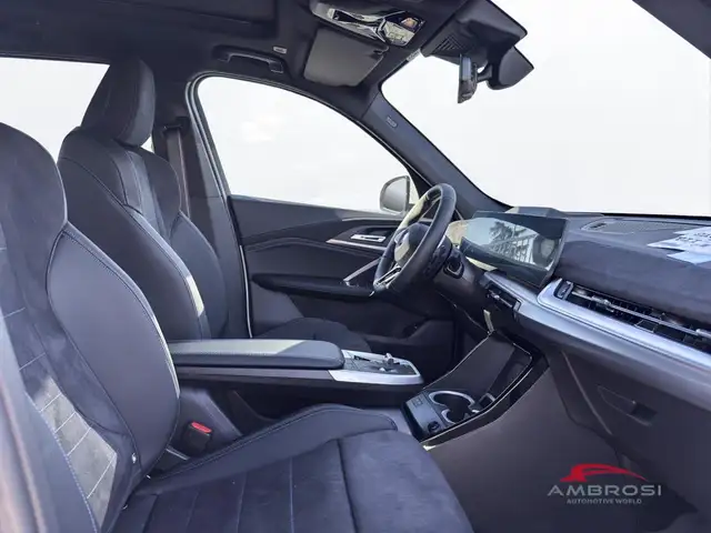 BMW X1 view 12