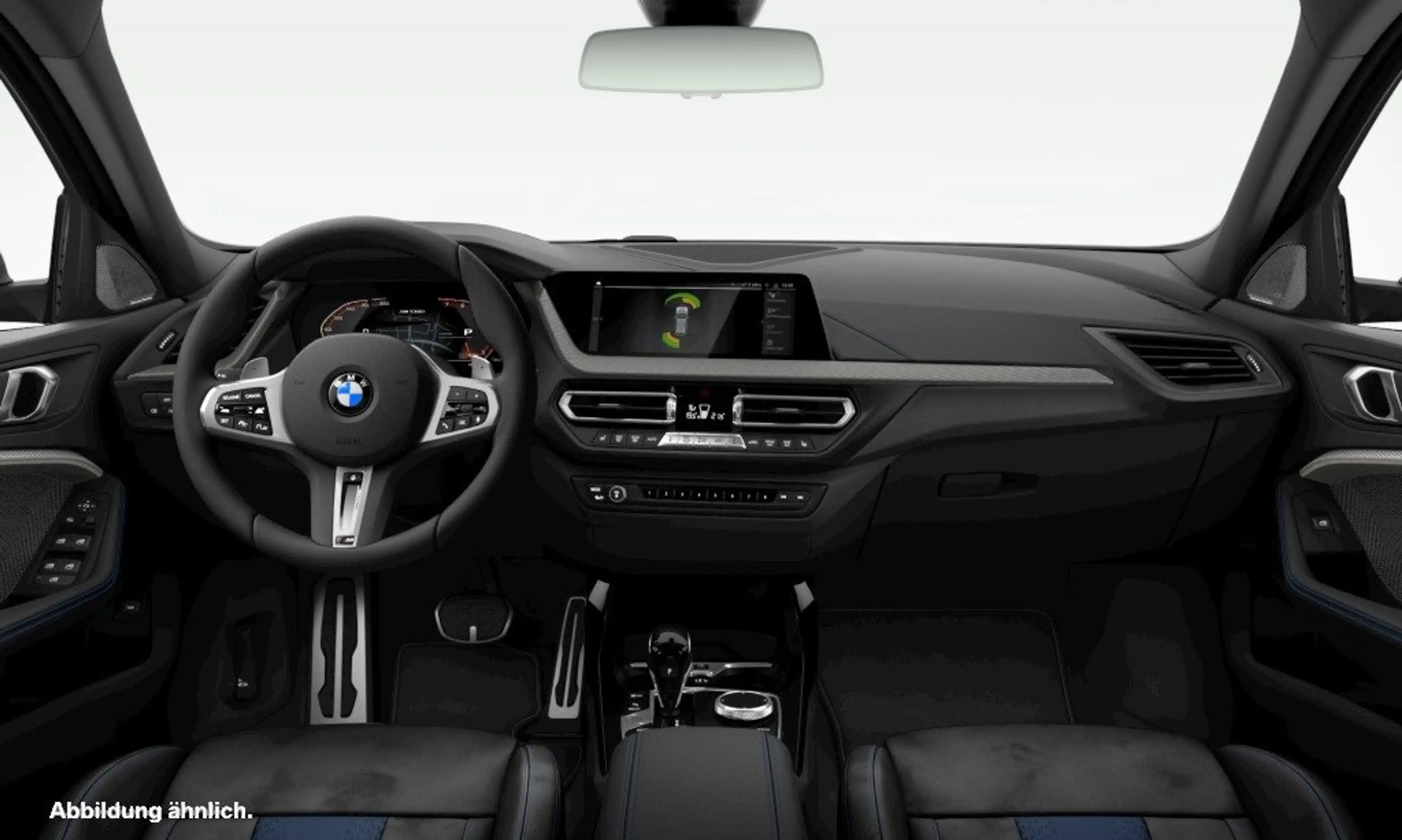 BMW 135 M135i xDrive Hatch — photo 3