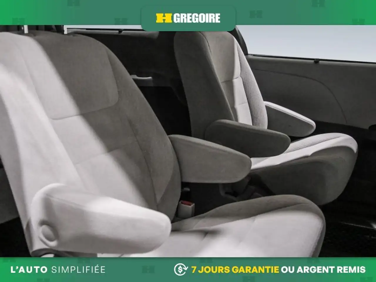Toyota Sienna снимка Toyota Sienna