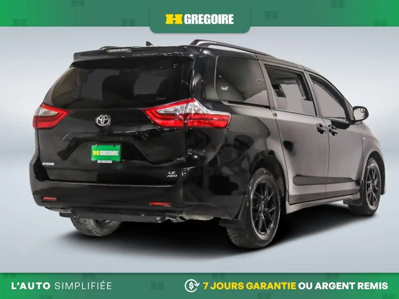 Toyota Sienna снимка Toyota Sienna