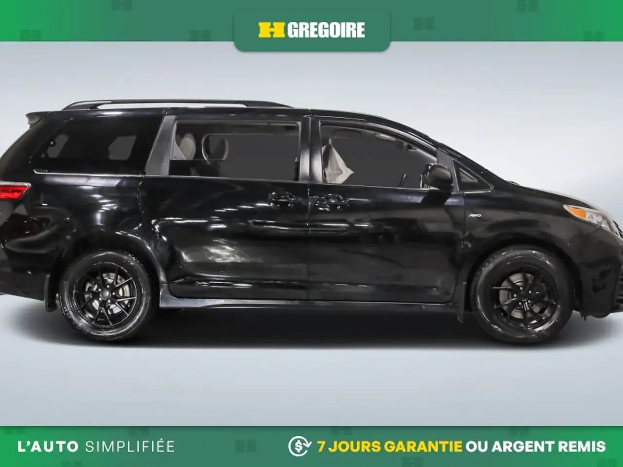 Toyota Sienna снимка Toyota Sienna