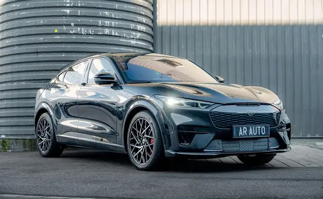 Ford Mustang Mach-E GT 487 CH TVA Première main PPF Bloc AV Entretien complet