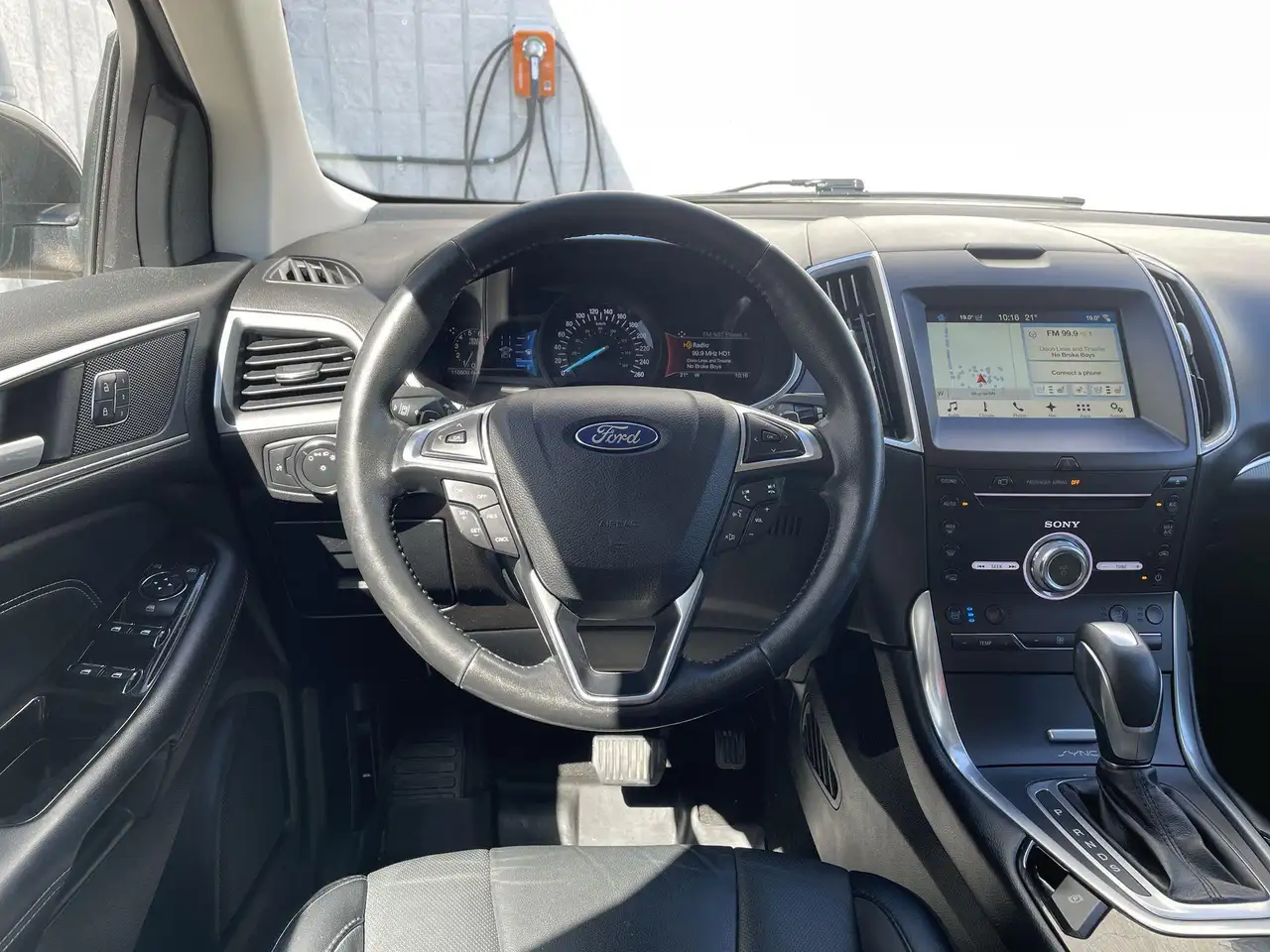 Ford Edge снимка Ford Edge