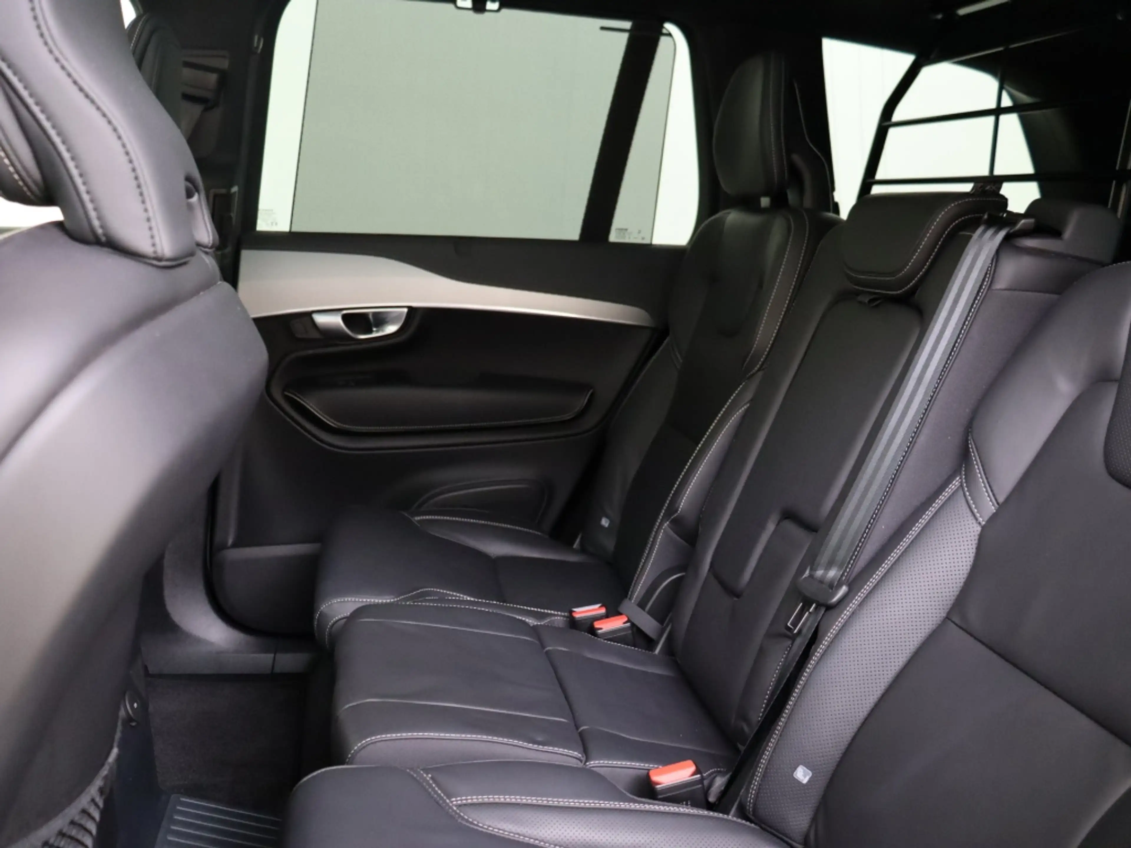 Volvo XC90 T8 AWD Ultra. Dark | Luchtvering | 22" LMV | — photo 8