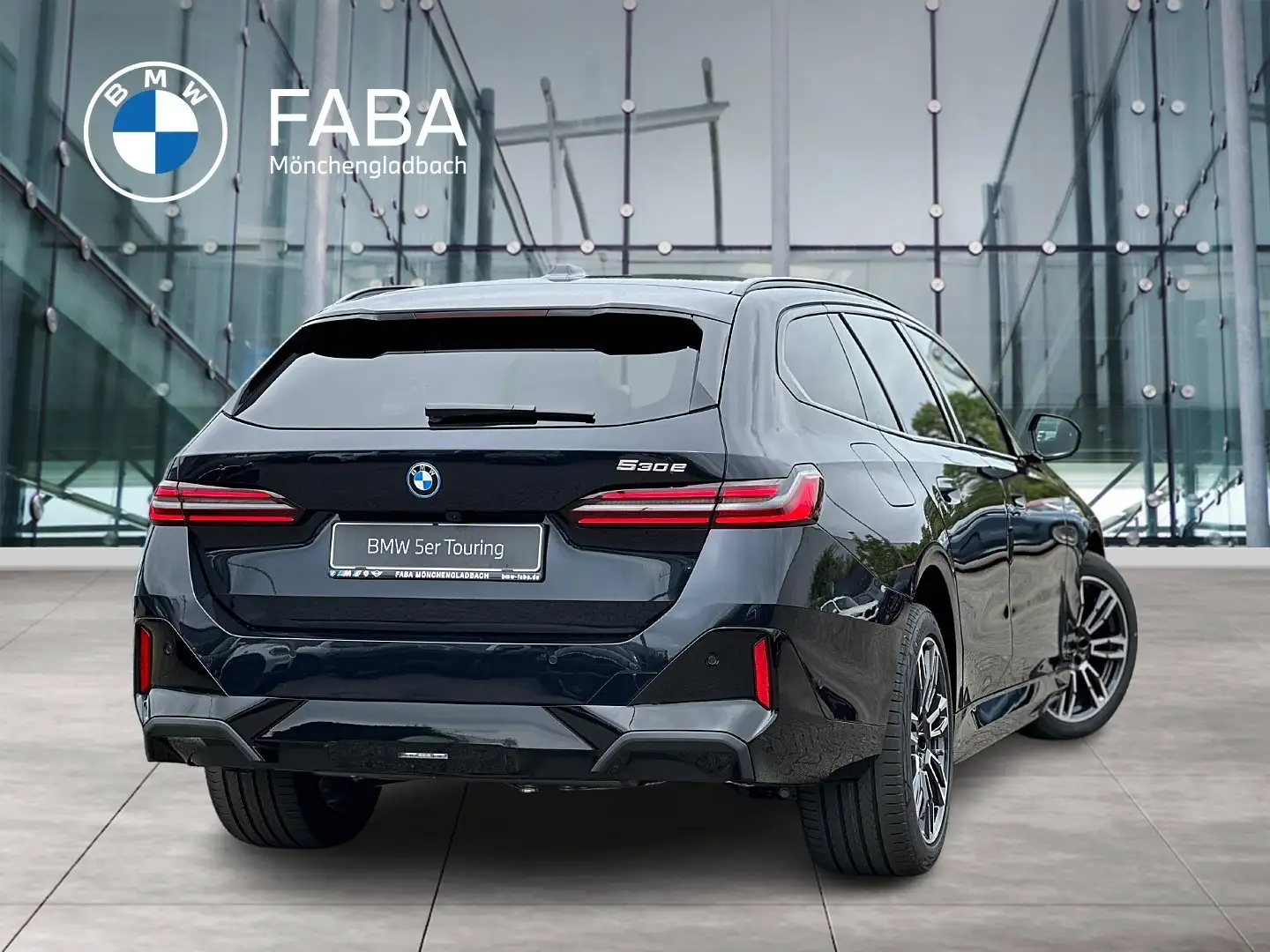 BMW 530 e Touring M Sportpaket Head-Up HK HiFi DAB Negru - 2