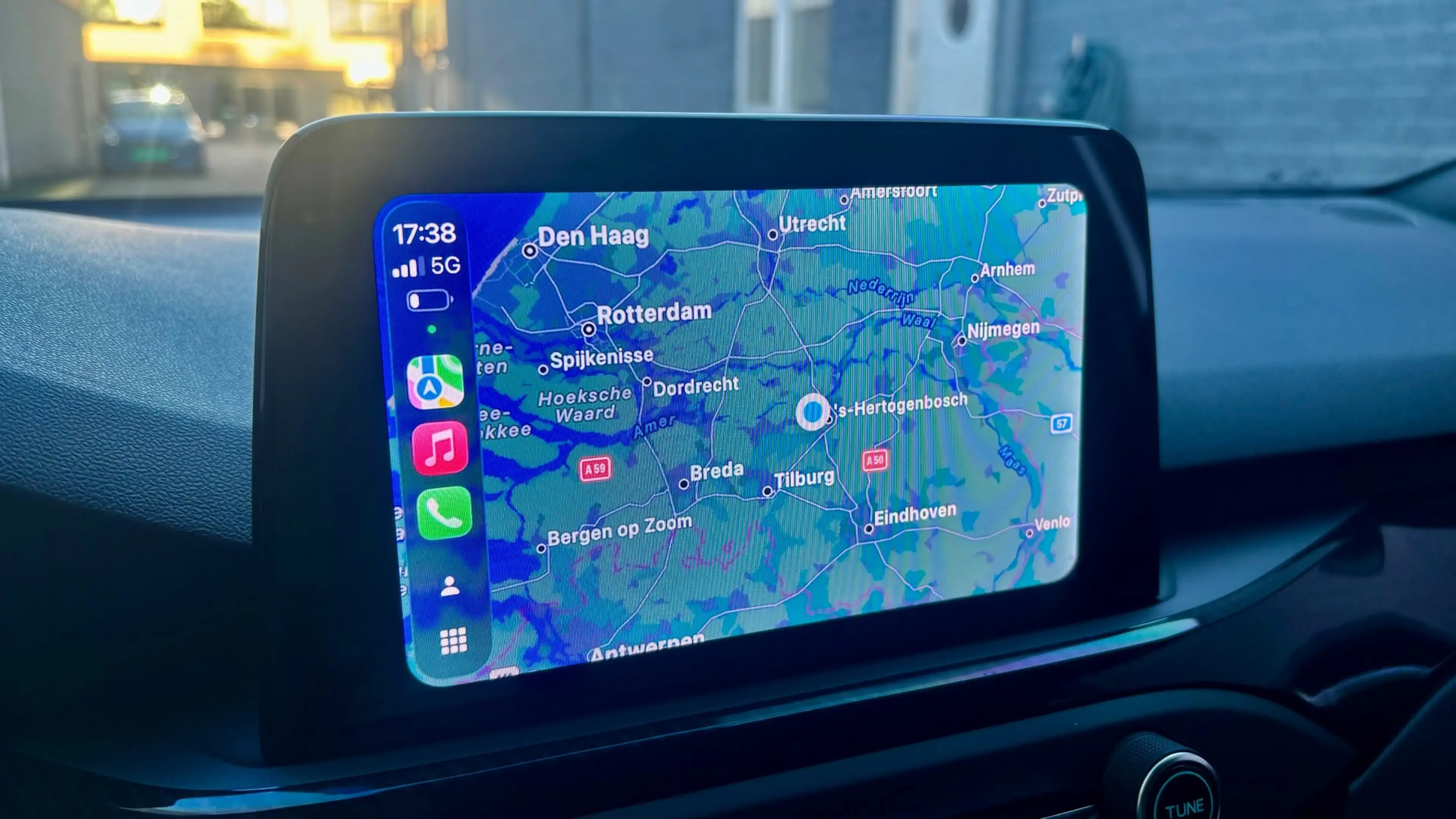 Ford Focus 2.3 EcoBoost ST-3 280PK Navi / Headupdisplay / CAM — photo 35